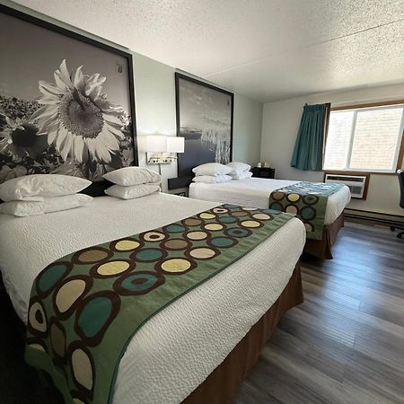 Super 8 By Wyndham West Fargo Main Ave Nd Motel Exterior photo